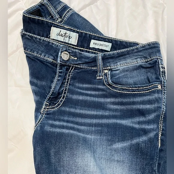 Daytrip jeans from Buckle size 32 - Picture 2 of 9